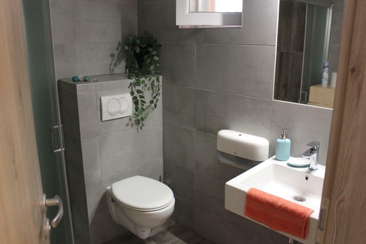 Magnolia Apartman Apartment Siofok Exterior photo